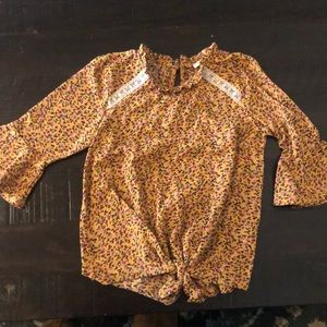 Little girl shirt (XS- 6)